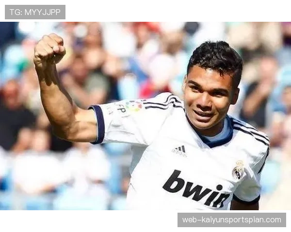 卡塞米罗与坎特中场拦截频率差异的体系成因与战术驱动逻辑